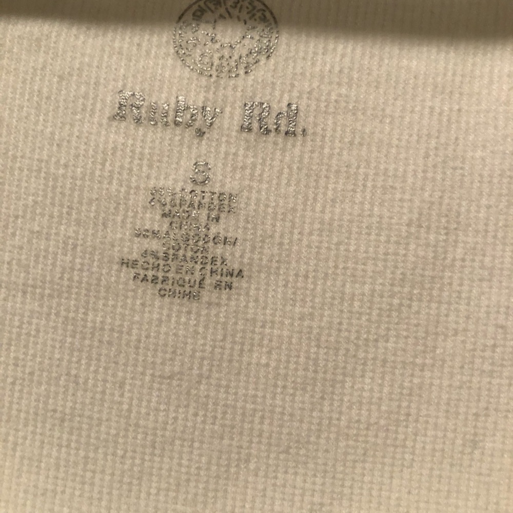 NWOT Ruby red tank top - Picture 2 of 4